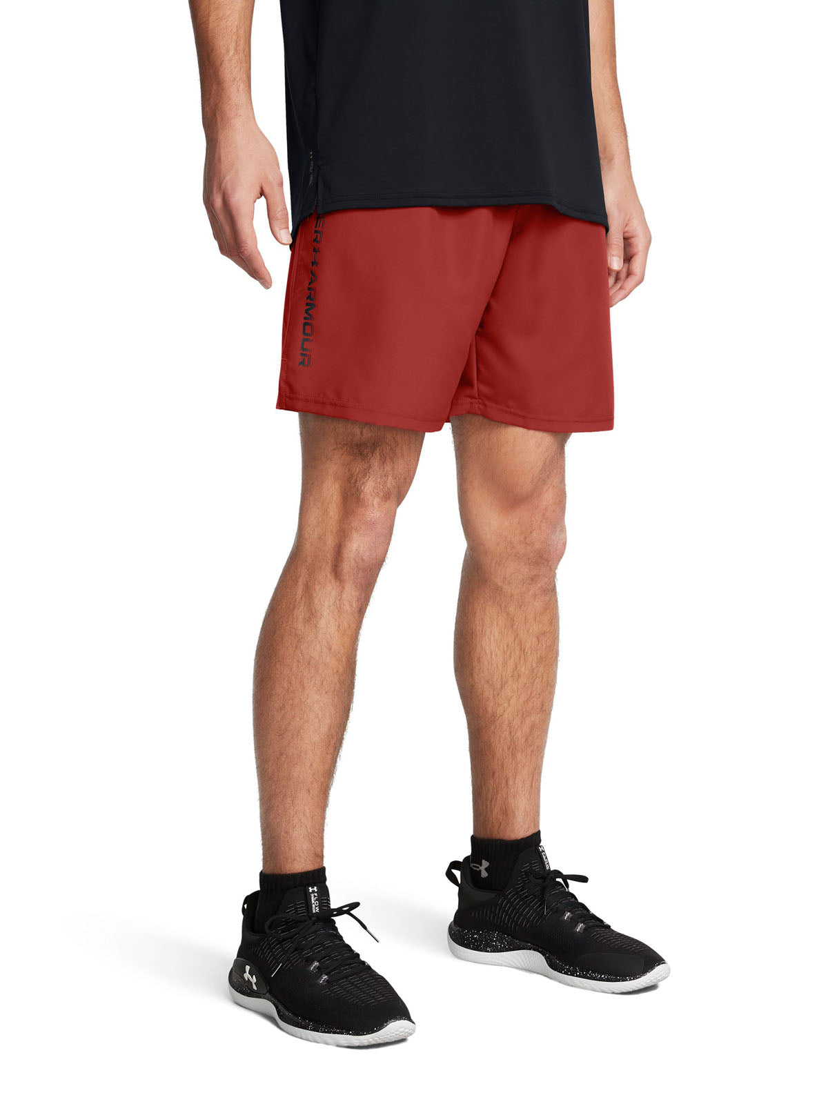 Short Training Hombre Color Naranja-3