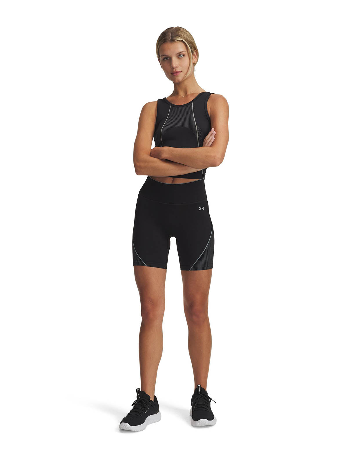 Short Training Mujer Color Negro-3